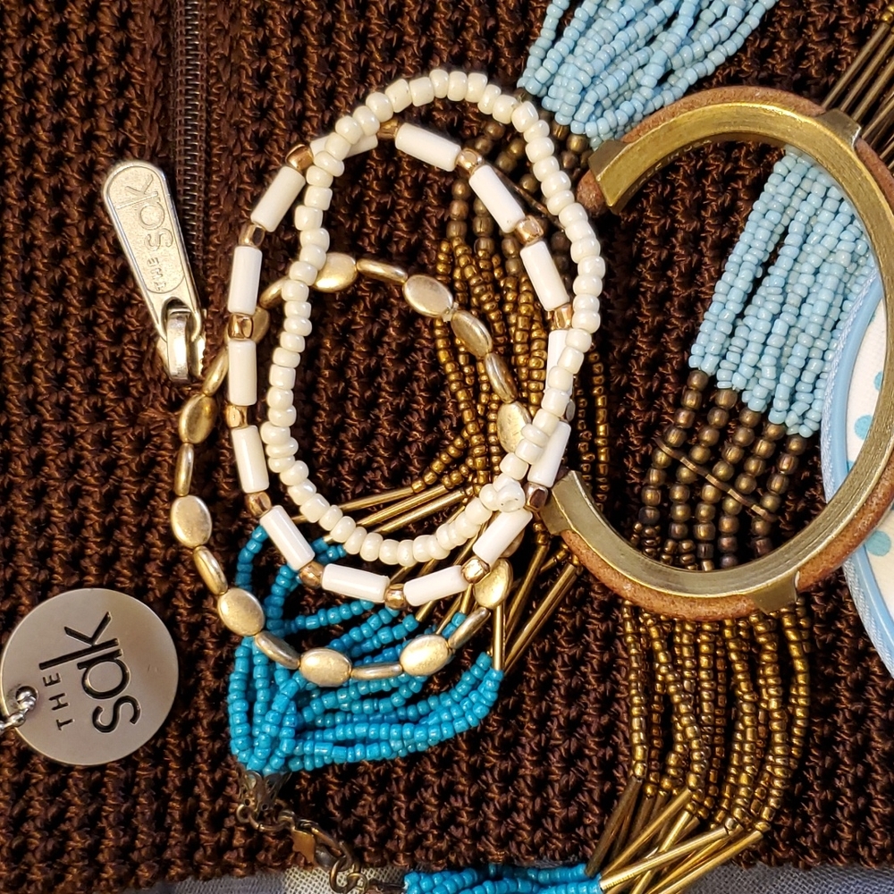 Bundle Of Fun Boho Item's - image 3